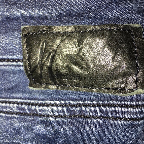 Mavi Alexa Mid Rise Skinny Jeans. - Picture 8 of 8